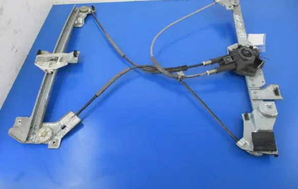 Peugeot Partner Front door window regulator with motor