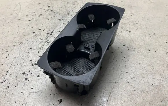 Volvo V50 Cup holder front 8686022