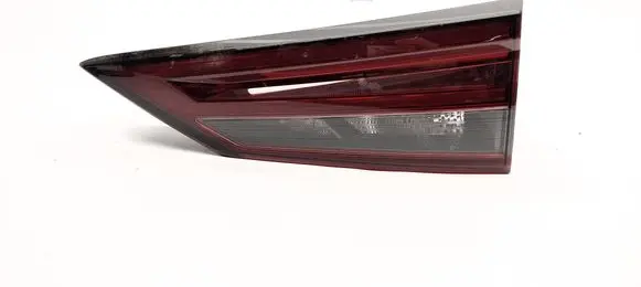 Nissan Qashqai J12 Tailgate rear/tail lights 2268D02F