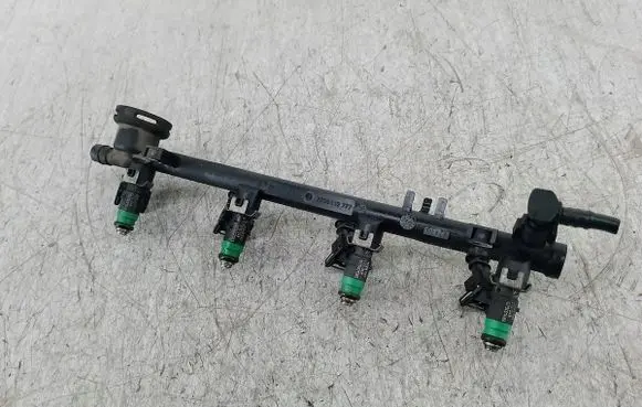 Renault Laguna II Fuel main line pipe