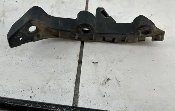 Ford Transit - Tourneo Connect Front bumper mounting bracket
