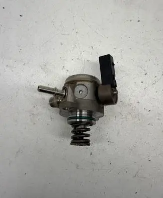 Seat Leon IV Fuel injection high pressure pump 05E127027A