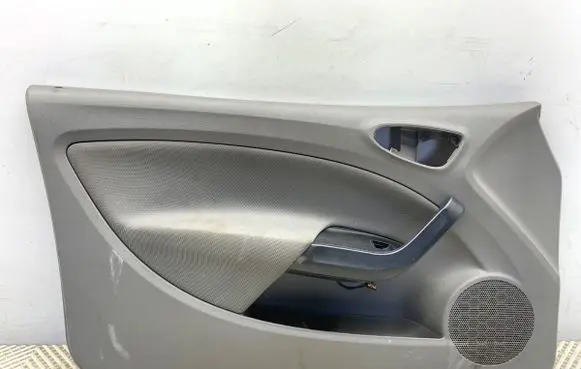Seat Ibiza IV (6J,6P) Front door card panel trim 
