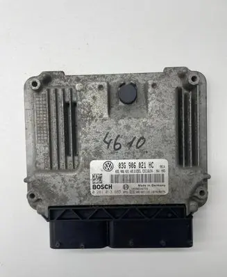 Volkswagen Golf V Engine control unit/module 03G906021HC 0281013685