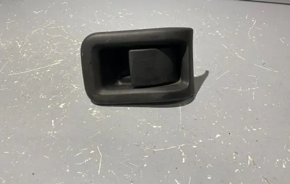Volvo XC70 Engine bonnet (hood) release handle 30779851