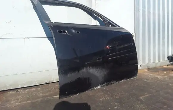 Chrysler 300 - 300C Front door