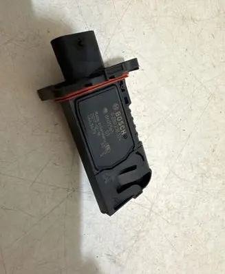 BMW 5 G30 G31 Mass air flow meter 8605565