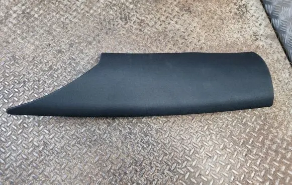 Dodge Charger (C) pillar trim 1KL82TRMAA
