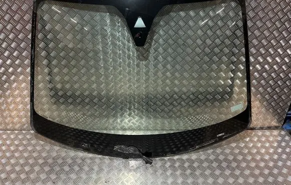 Opel Grandland X Front windscreen/windshield window DG22256