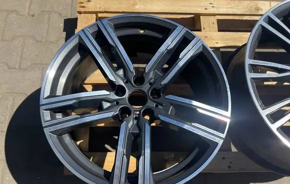 BMW 8 G14 R19 alloy rim 8090019