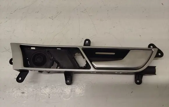 Audi A6 S6 C6 4F Front door interior handle 4F0837020