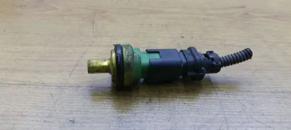 Coolant temperature sensor