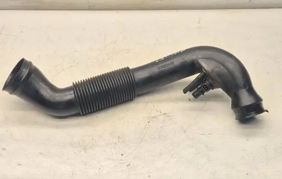 Volvo XC90 Intercooler hose/pipe 30680446 B07EA