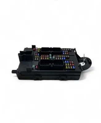 Volvo XC90 Fuse module 32142591