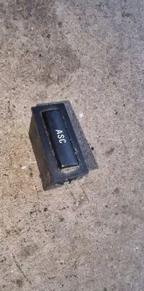 Traction control (ASR) switch
