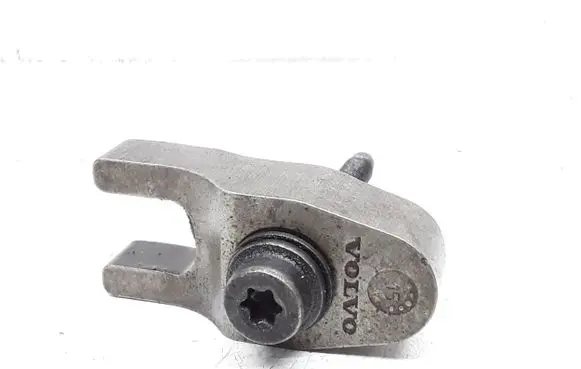 Volvo S60 Fuel Injector clamp holder