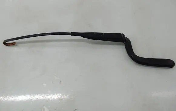 Volvo 850 Front wiper blade arm 
