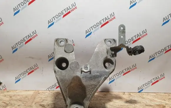 BMW 1 F20 F21 Engine mounting bracket 6789093 22116789093