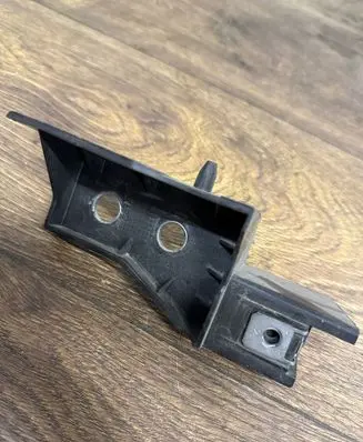Renault Master III Headlight/headlamp mounting bracket 622215034R