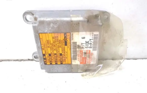 Toyota Corolla Verso E121 Airbag control unit/module 8917013060