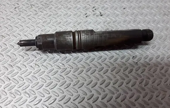 Volvo S80 Fuel injector 074130201Q