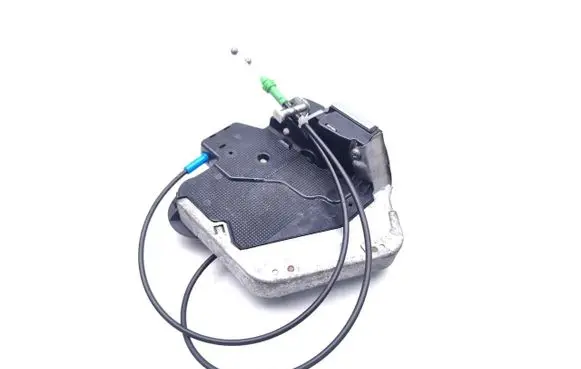 Toyota Auris E180 Rear door lock 6G2307