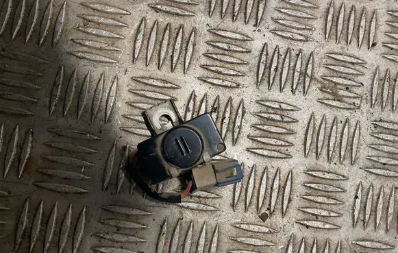Mitsubishi Pajero Sensor