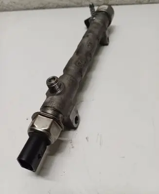 Volkswagen e-Golf Fuel main line pipe 04L130089F