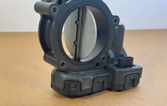 Mercedes-Benz S W221 Throttle valve A6510900470