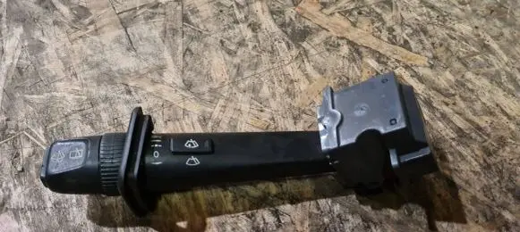 Volvo V70 Wiper control stalk 30768101