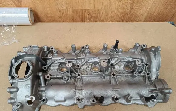Rocker cam cover