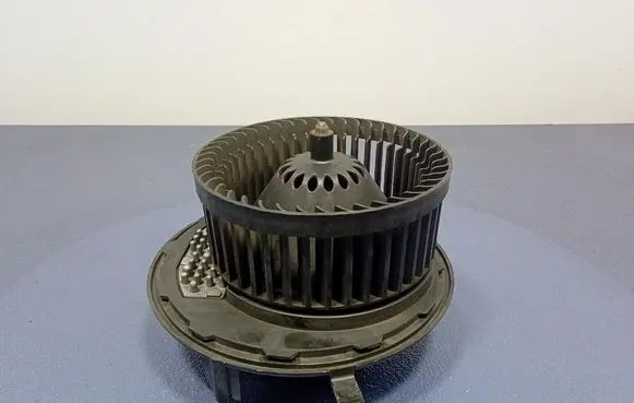 Volkswagen Golf Sportsvan Heater fan/blower 5Q1819021E