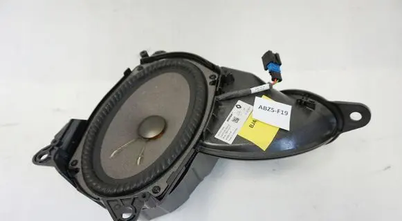 Renault Clio V Subwoofer speaker 281707146R