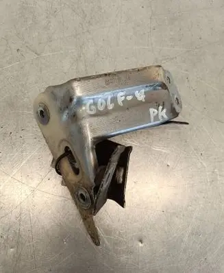 Volkswagen Golf VII Fender mounting bracket 5G0821135B
