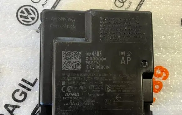 Keyless (KESSY) go control unit/module