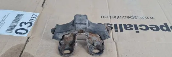 Muffler mount bracket/holder