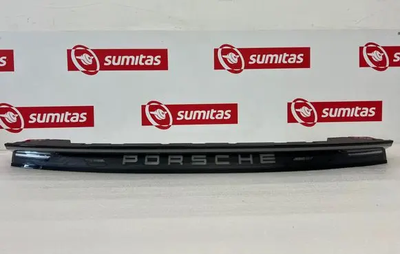 Porsche Taycan 9J1 Rear/tail lights 9J1945082C 00005286 2SD01652410