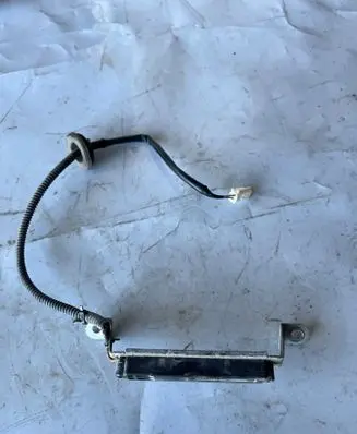 Toyota Prius (NHW20) Keyless system antenna 8999747010
