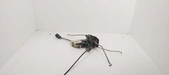 KIA Sorento Front door lock 041012