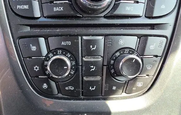 Opel Astra J Climate control unit 