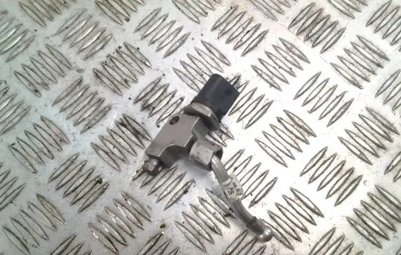 Fuel pressure sensor