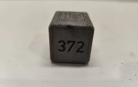 Audi A4 S4 B5 8D Other relay 4D0951253 899309000