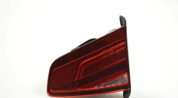 Volkswagen PASSAT B8 Tailgate rear/tail lights 3G5945094C