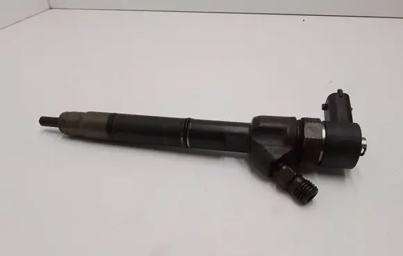 Hyundai i40 Fuel injector 33800-2A800