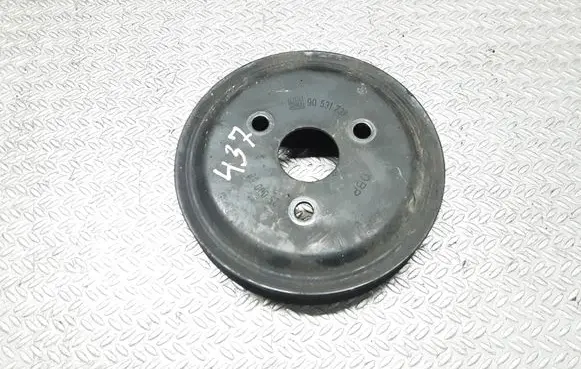 Opel Corsa C Water pump pulley 90531737