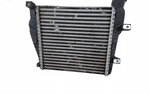 Audi Q7 4L Intercooler radiator 7L6145803F