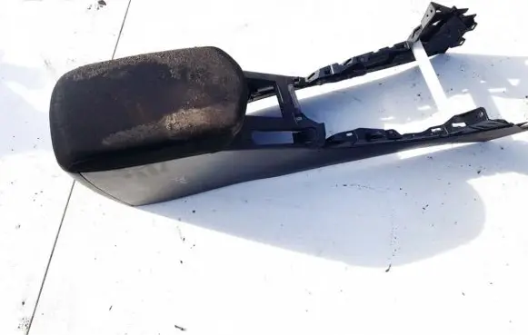 Toyota RAV 4 (XA30) Armrest 5881142030 58811-42030