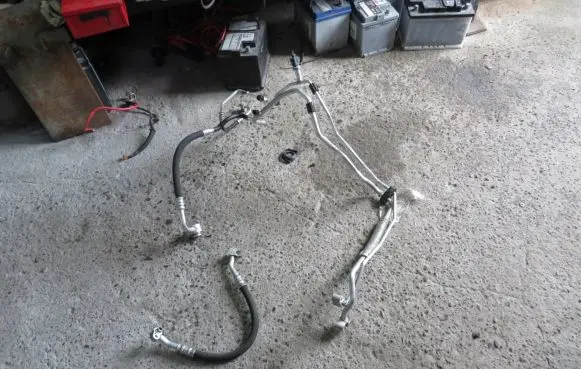 Audi A1 Air conditioning (A/C) pipe/hose