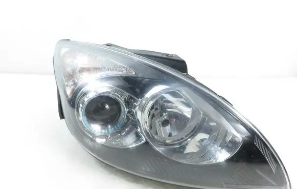 Hyundai i30 Headlight/headlamp 921022R000
