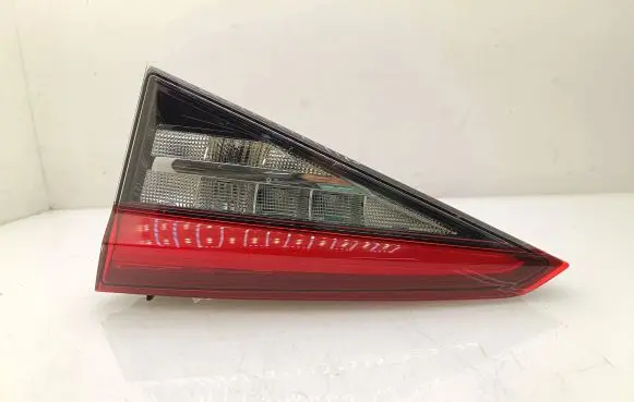 Skoda Kodiaq Tailgate rear/tail lights 565945308B 02R1Y0200AR L90117261